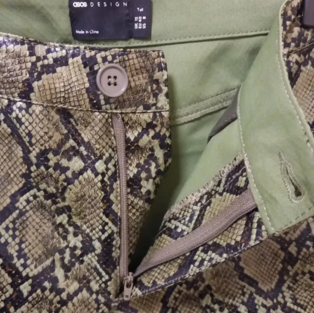NWOT - Asos Design Snakeskin Pants - Picture 10 of 10
